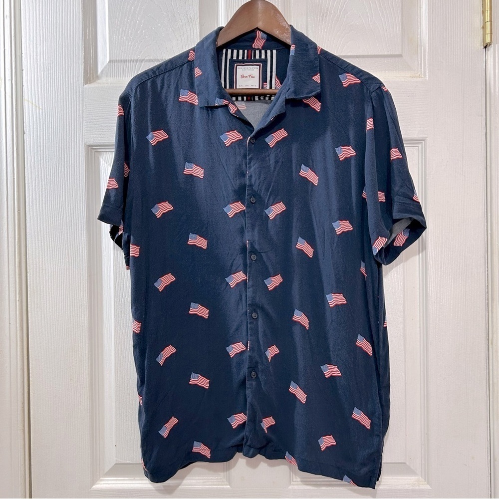 Denim & Flower Born Free Flag Button Down Shirt Ricky Singh Men's Navy Sz Large